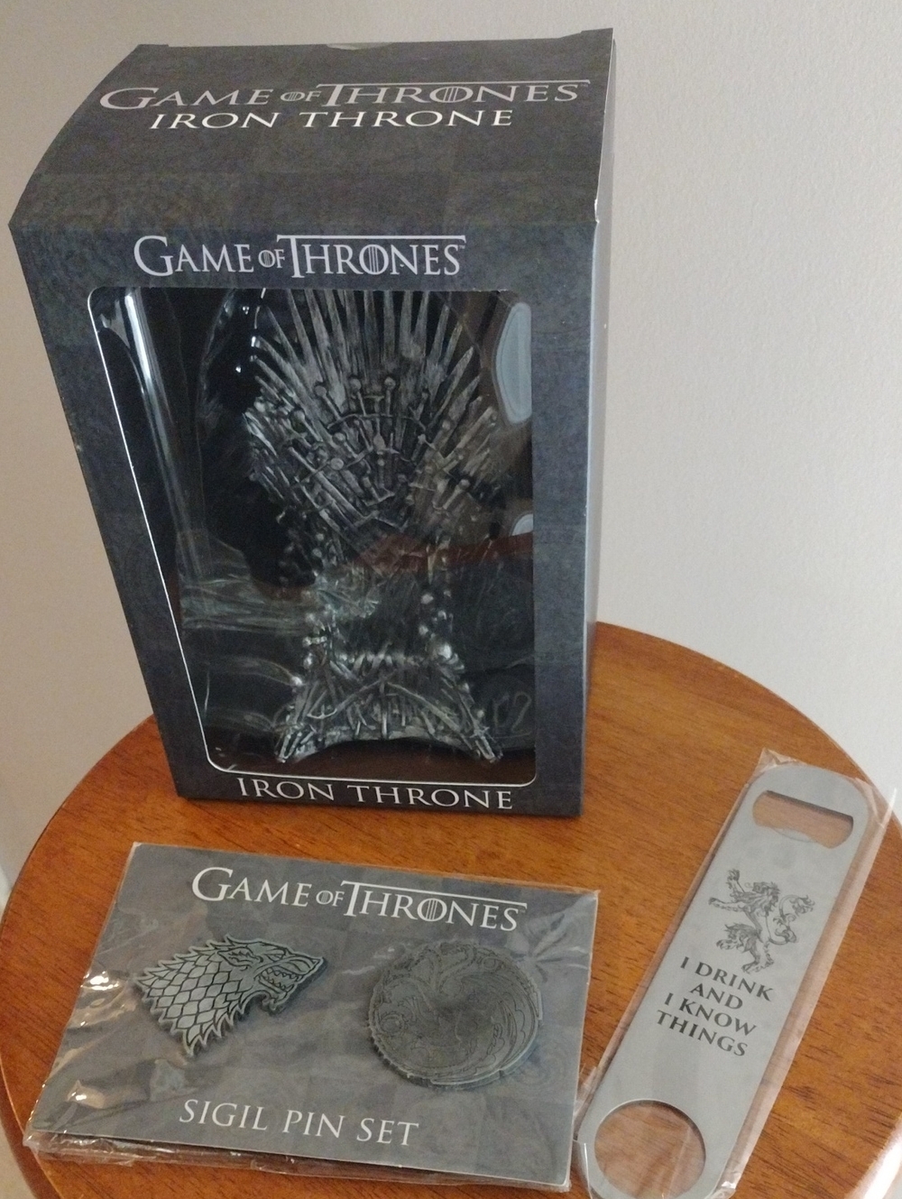 Game Of Thrones. Iron Throne Figurine - Black/Silver Collectible